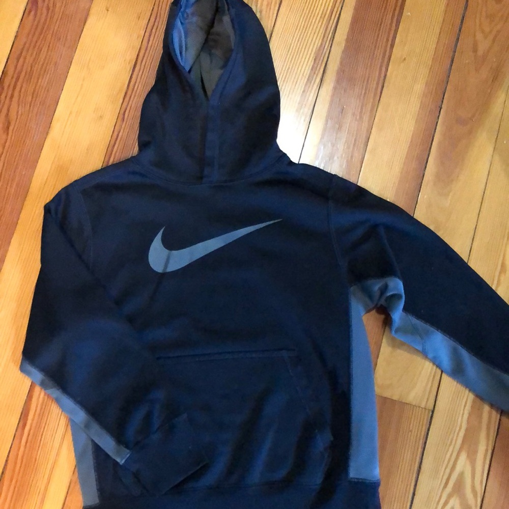 Boys Nike hoodies
